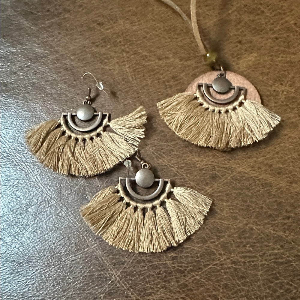 Boho pierced earrings and pendant medallion cord statement necklace set boho